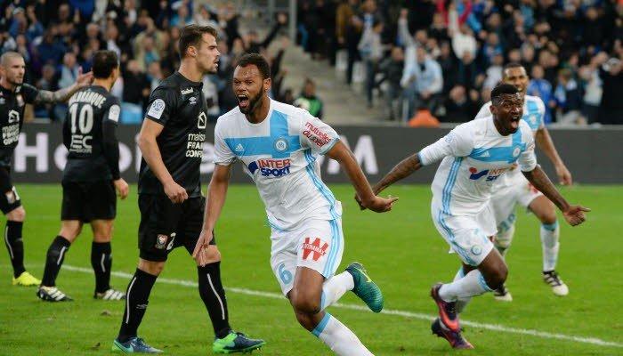 马赛球队短兵相接,迎来胜利 马赛球队短兵相接,迎来胜利