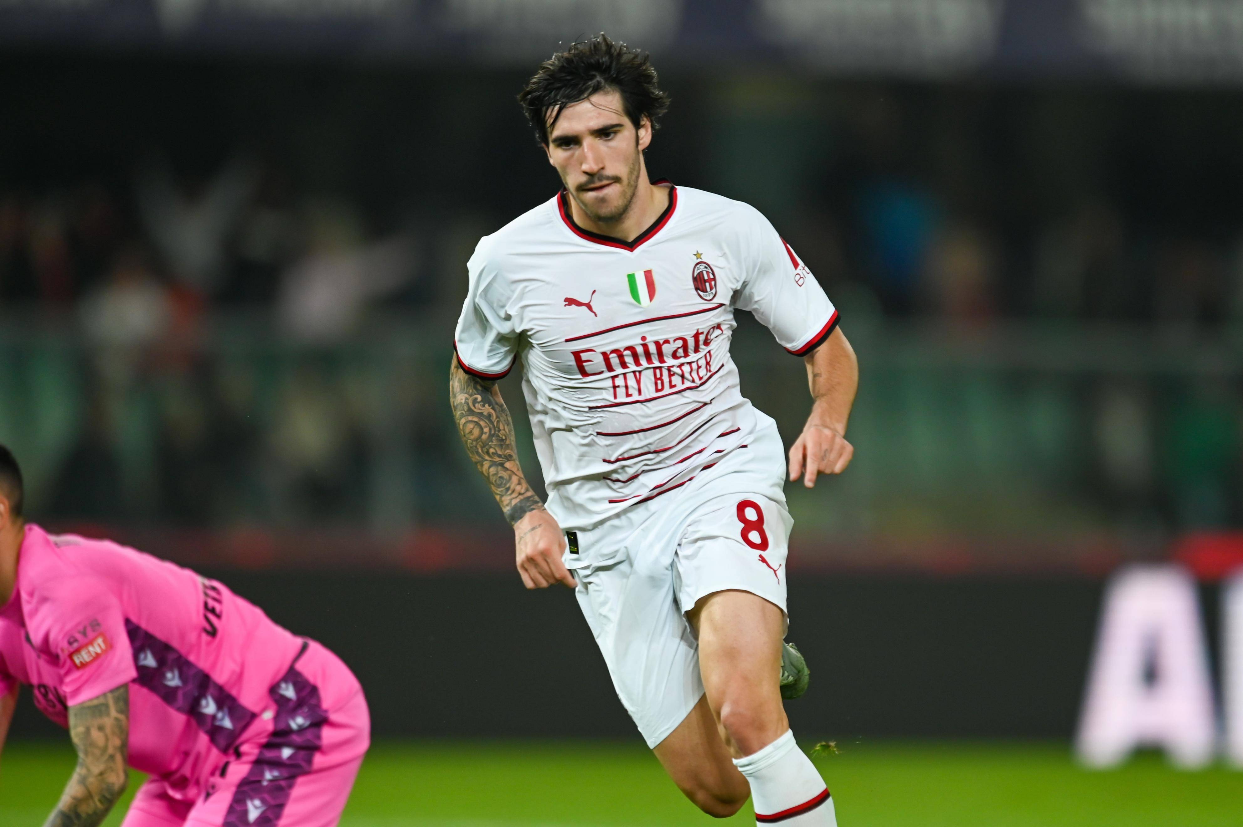 意甲联赛持续激烈,各支球队不轻松 意甲联赛持续激烈,各支球队不轻松