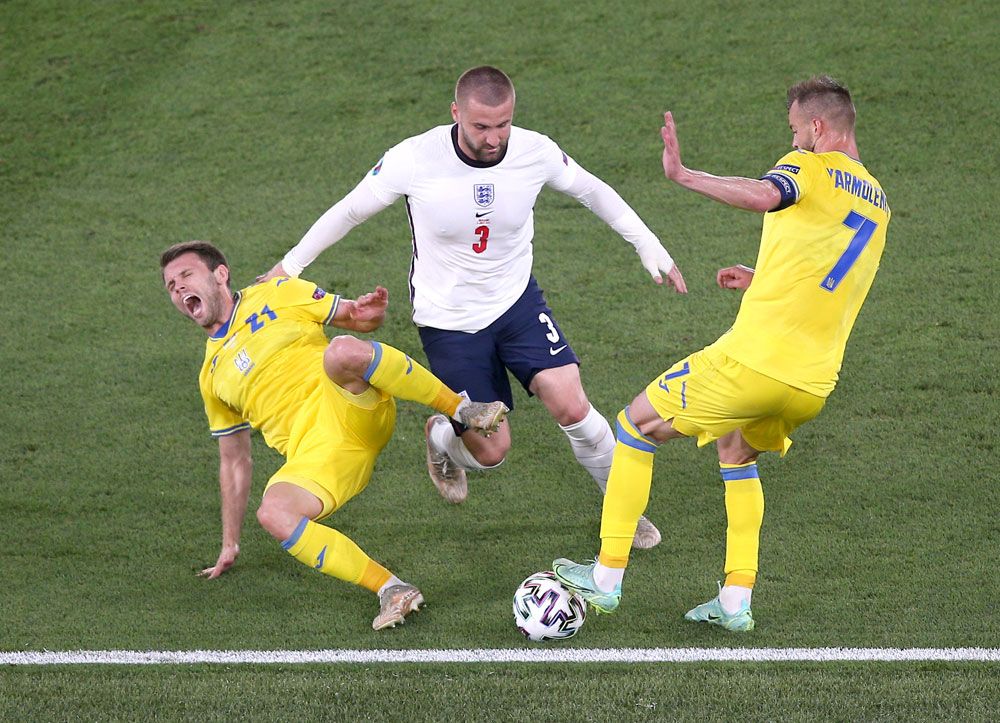 乌克兰队逆转击败英格兰队，晋级八强