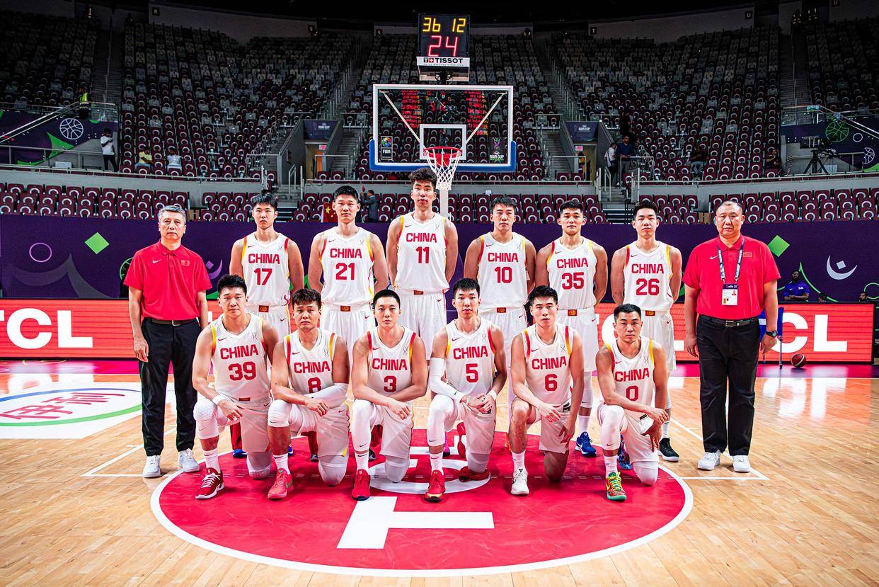 广州男篮战胜深圳男篮,取得开门红 广州男篮战胜深圳男篮,取得开门红