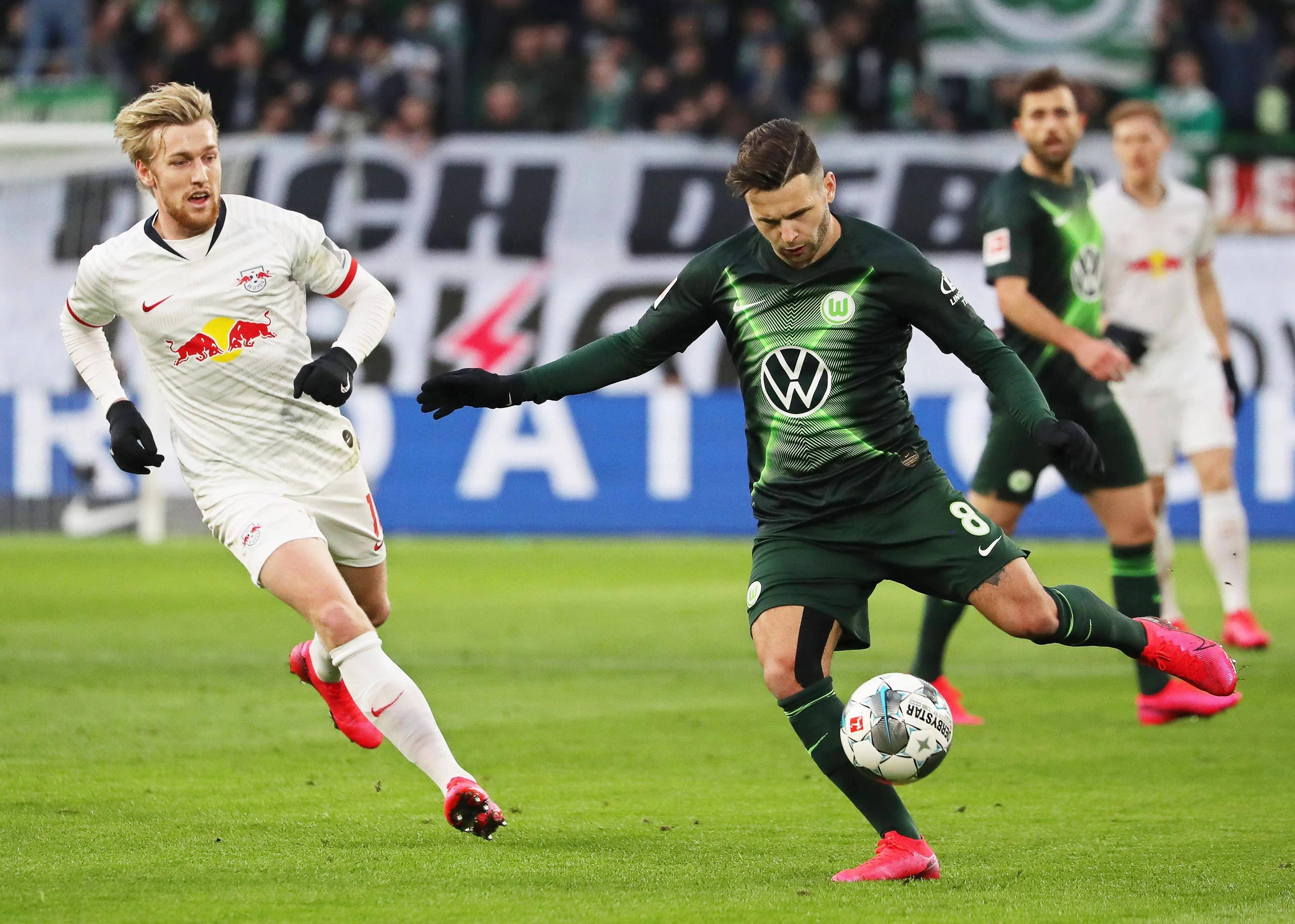 关于沃尔夫斯堡客战多特蒙德遭遇失利，德甲战绩受挫的信息