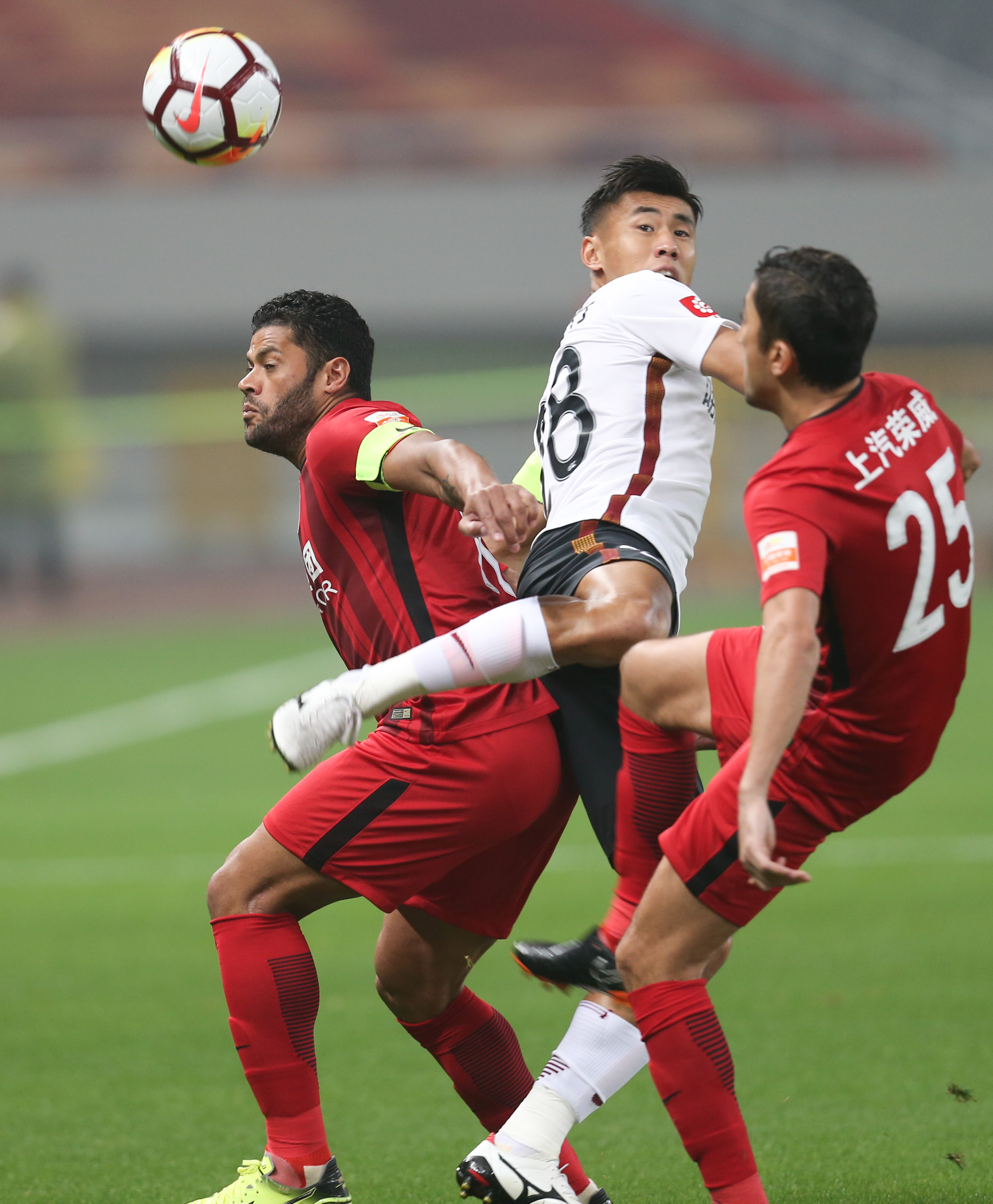 包含上海上港大胜名古屋鲸八入16强,复赛大门已打开的词条 包含上海上港大胜名古屋鲸八入16强,复赛大门已打开的词条