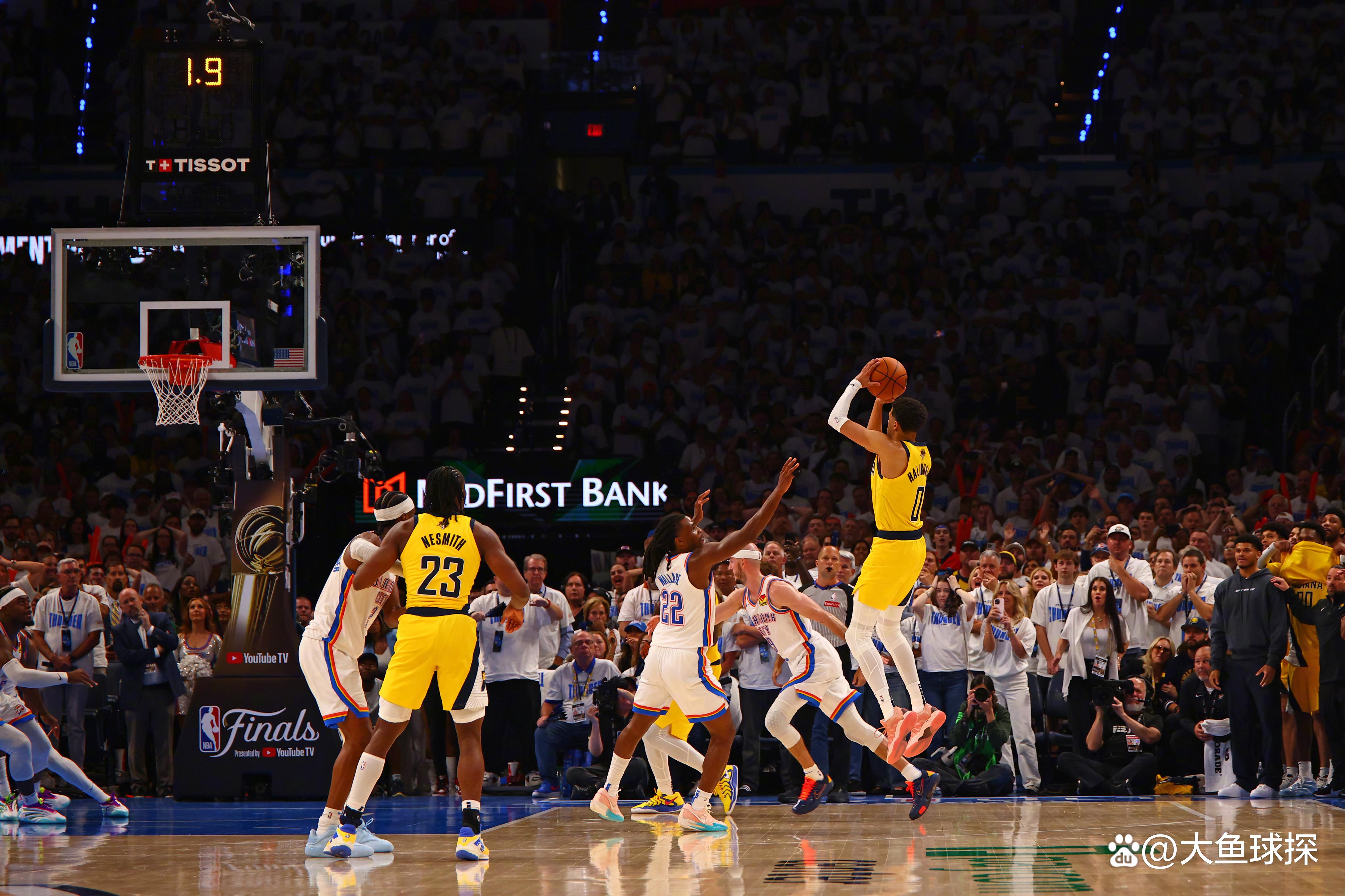 魔术惊艳逆转步行者,哈里斯季后赛首砍30+的简单介绍 魔术惊艳逆转步行者,哈里斯季后赛首砍30+的简单介绍